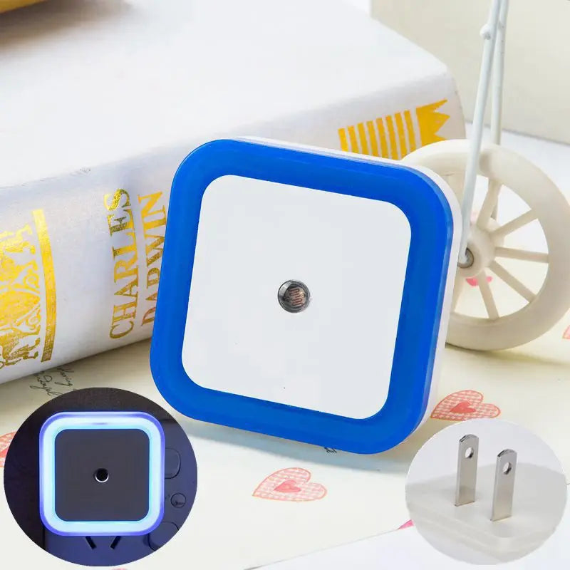 LED Plug-In Night Light with Auto Light Sensor