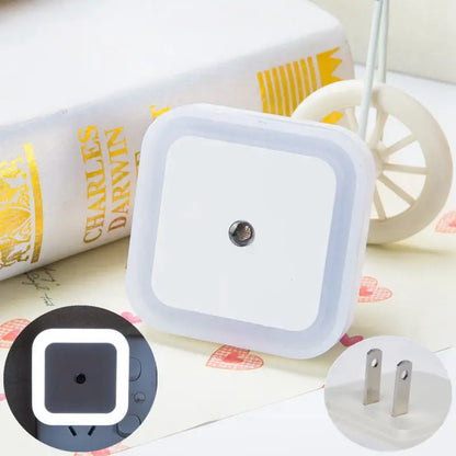 LED Plug-In Night Light with Auto Light Sensor